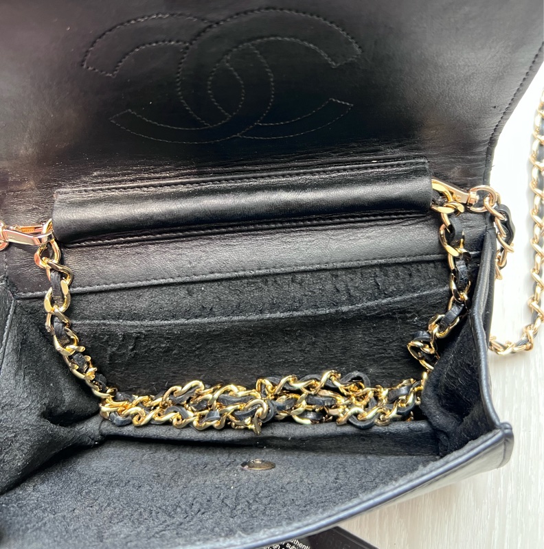 不議價 限時價 老香古董美包 Chanel vintage 有卡 19x12x5cm vintage方胖包 附保卡無雷標 有防塵套🤎🤎老香古董 都有正常使用痕跡-17