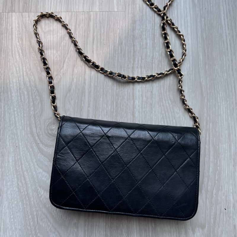 不議價 限時價 老香古董美包 Chanel vintage 有卡 19x12x5cm vintage方胖包 附保卡無雷標 有防塵套🤎🤎老香古董 都有正常使用痕跡-18