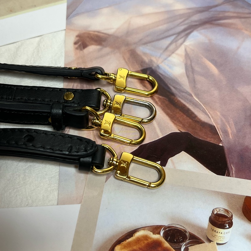 LV mini  後背包 小書包 <晶片款><新款拉鍊>-14