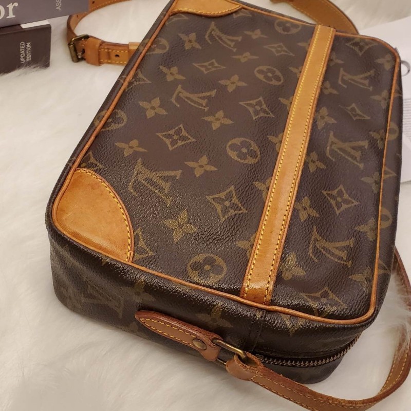 🎀👜MD曼蒂二手精品👜🎀 LV老花經典航空包 單層記者包 相機包-5