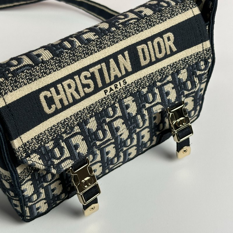 DIOR 經典刺繡郵差包-2
