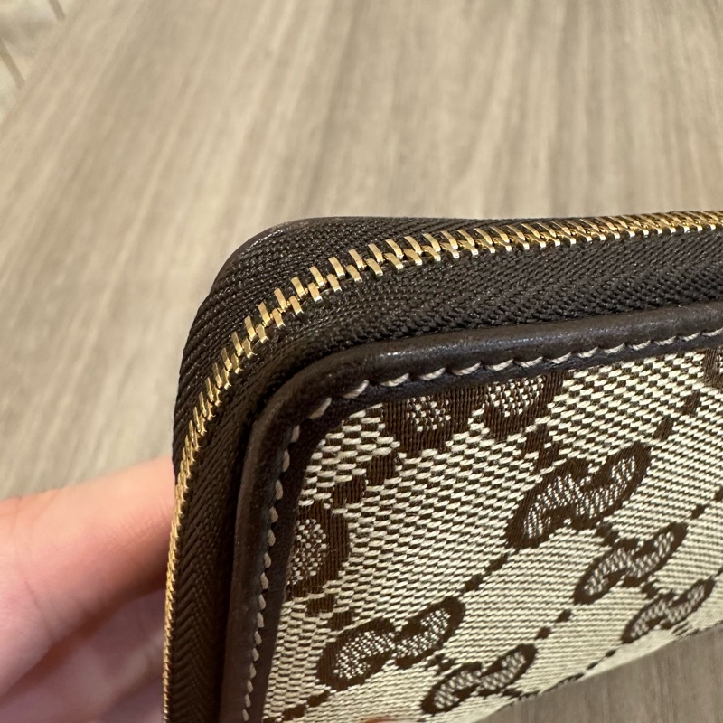 Gucci 老花帆布拼咖啡皮革拉鏈零錢卡包-9