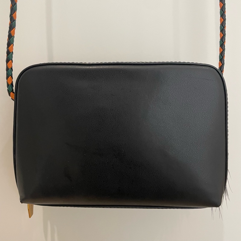 Charles & Keith 編織肩帶小方包 小CK-3