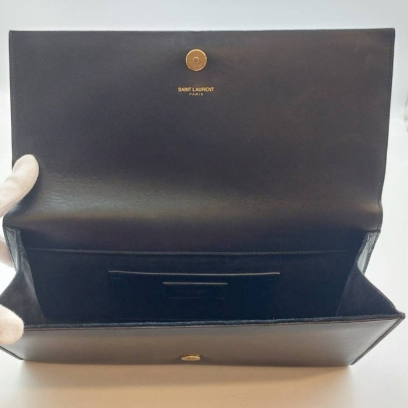 二手（有使用過痕跡）YSl 黑色牛皮晚宴手提包，
此晚宴手提包，採用吸扣開合，SAINTLAURENT PARIS標誌。
MONOGRAM SAINT LAURENT手拿袋，綴以互鎖金屬YSL標誌。-8