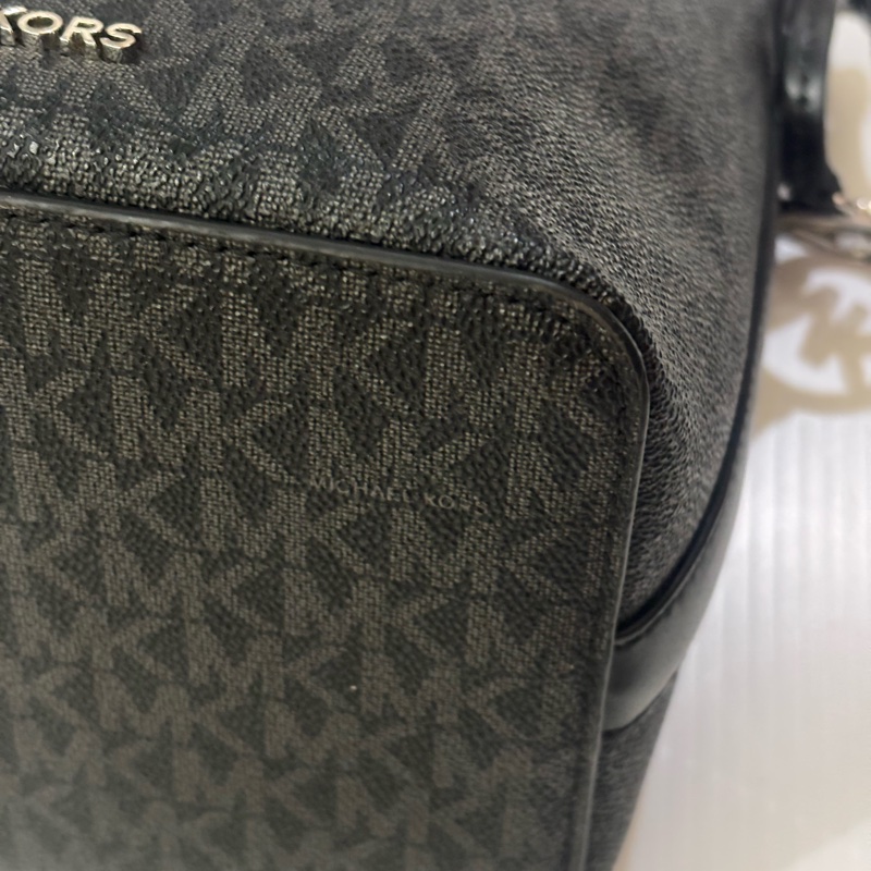 Michael Kors MK 水桶包 牛皮 防刮皮革 斜背 肩背 側背 滿版 運動 休閒-1