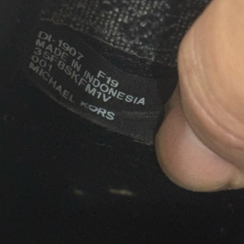 Michael Kors MK 水桶包 牛皮 防刮皮革 斜背 肩背 側背 滿版 運動 休閒-3