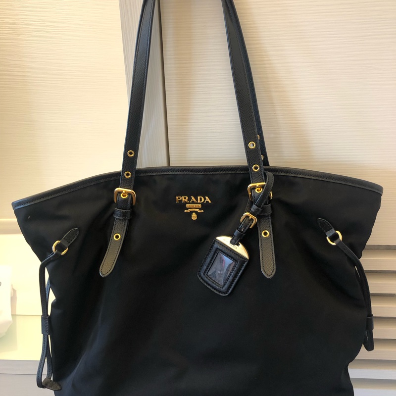 PRADA 托特包 黑色-1