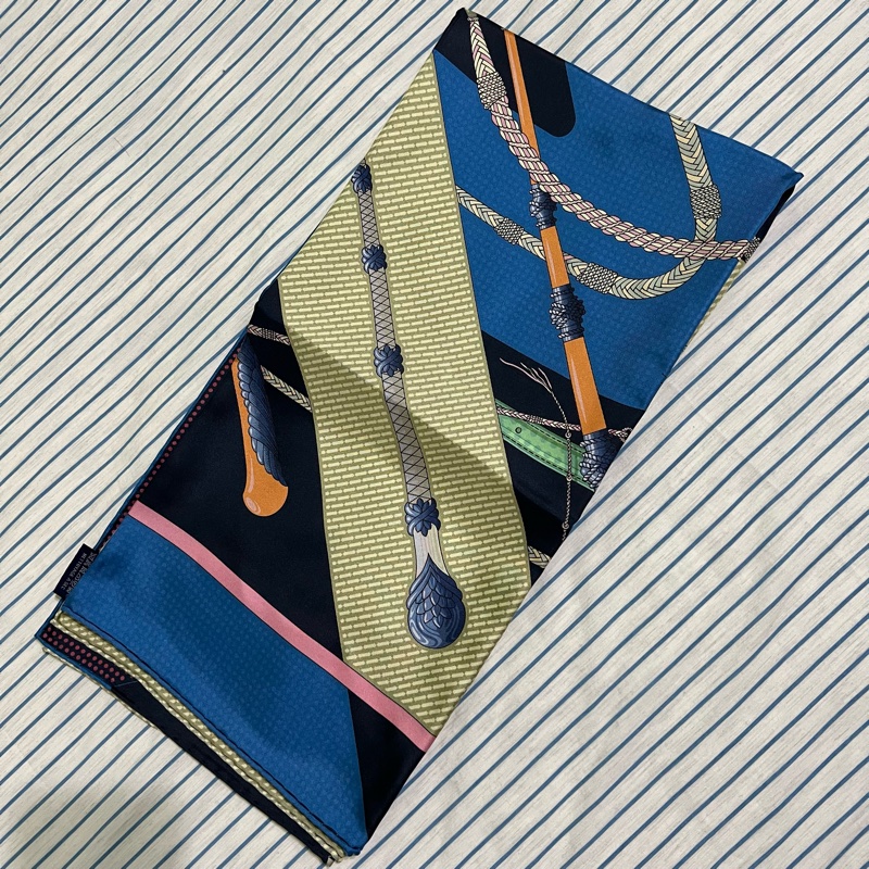 ［全新］Hermès 愛馬仕 90*90絲巾 奇珍異寶 藍色 黃色-2