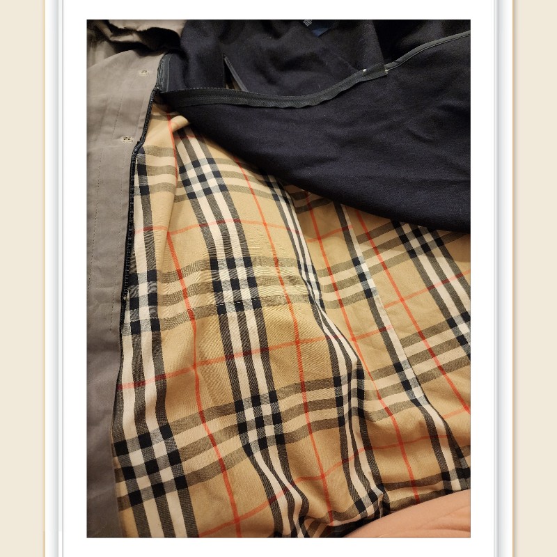 週末甜價/日本二手真品BURBERRY男士立領風衣Nova深卡其格紋XL-7