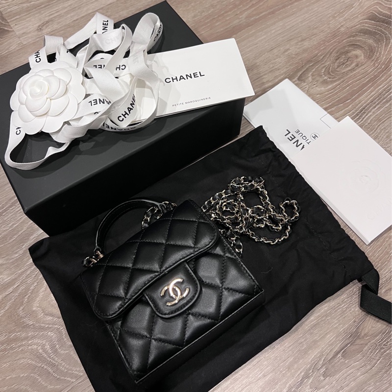 CHANEL香奈兒經典雙C LOGO 菱格紋小羊皮手提/斜背小包-0