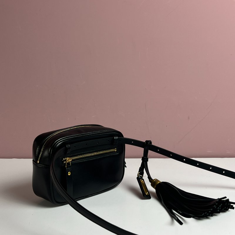 YSL 經典V字流蘇腰包-1