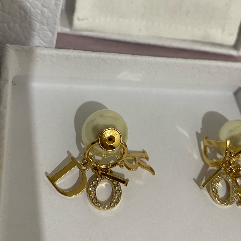 Dior 耳環 TRIBALES珍珠字母(jisoo 同款)-4