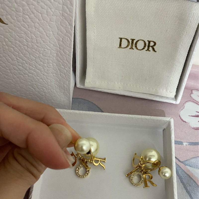Dior 耳環 TRIBALES珍珠字母(jisoo 同款)-6