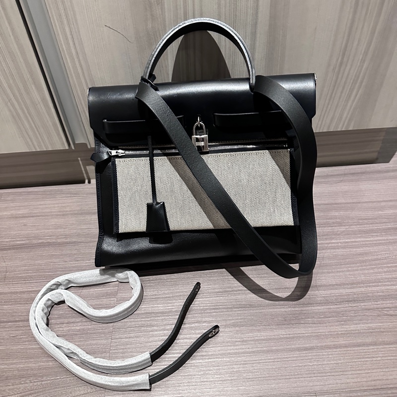 Hermes Herbag 31 黑銀防水布(降價)-4