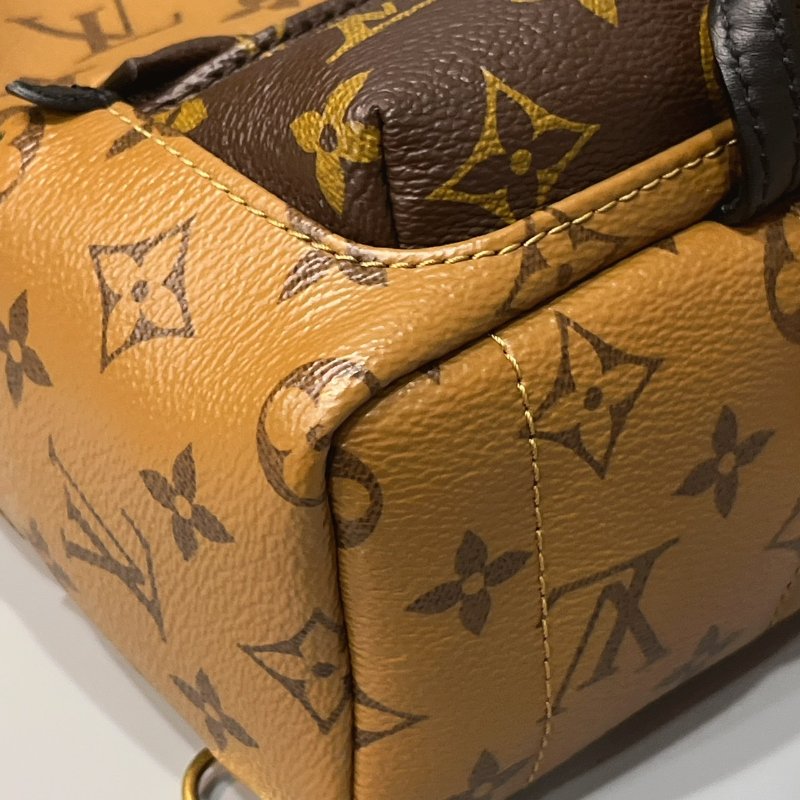 Louis Vuitton LV 老花字紋 雙色 迷小後背包/肩背包-2
