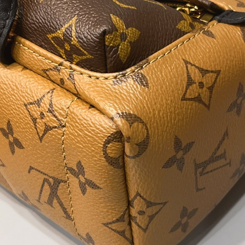 Louis Vuitton LV 老花字紋 雙色 迷小後背包/肩背包-3