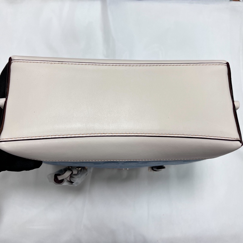 Coach mollie 25 全新未使用-9.5成新-4