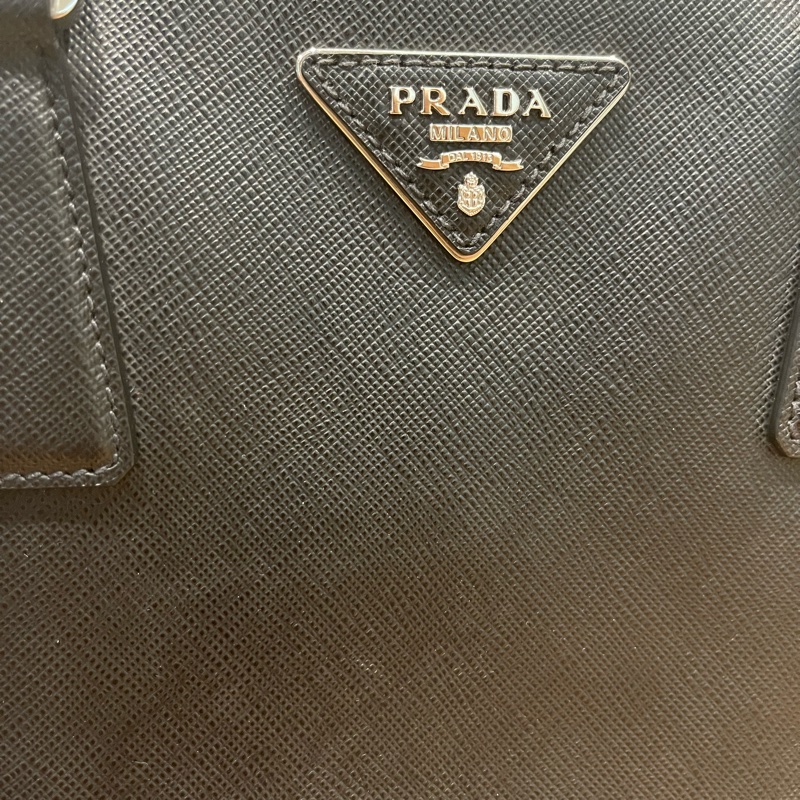 近新真品🏅️Prada限定款 稀有內裏全皮X防刮牛皮白色滾邊❤️市面稀少全牛皮美品-19