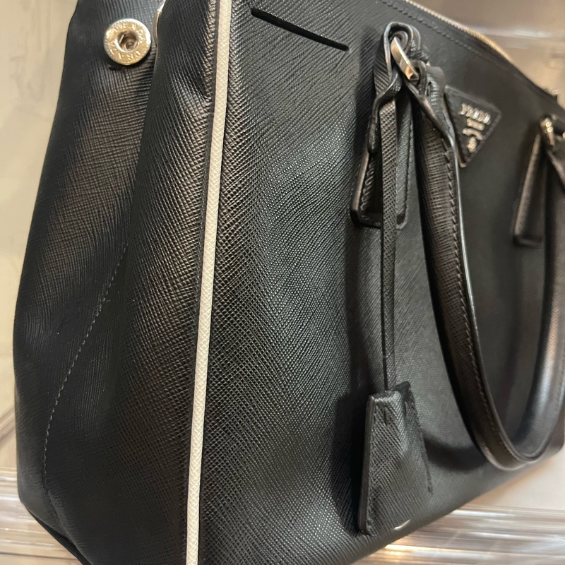 近新真品🏅️Prada限定款 稀有內裏全皮X防刮牛皮白色滾邊❤️市面稀少全牛皮美品-20