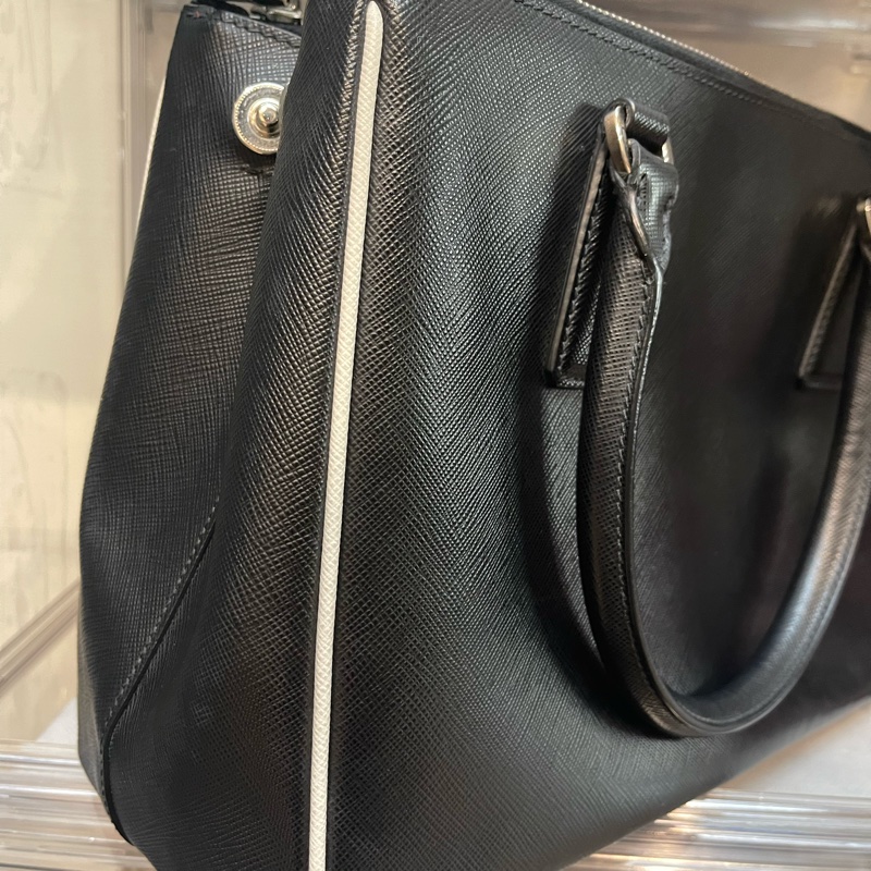 近新真品🏅️Prada限定款 稀有內裏全皮X防刮牛皮白色滾邊❤️市面稀少全牛皮美品-22