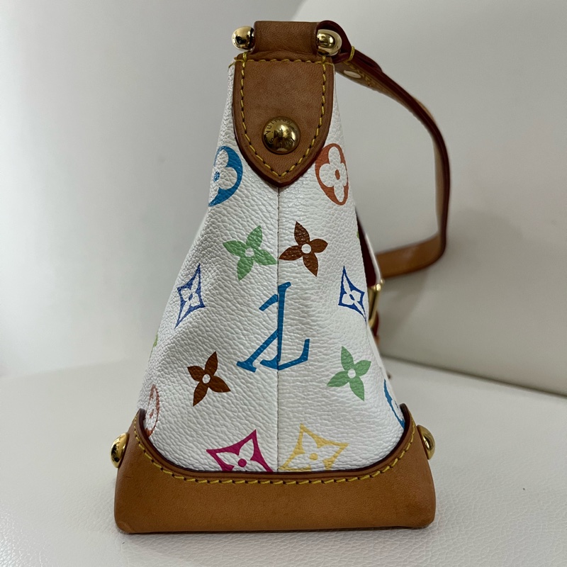 LV 村上隆白彩腋下包-4