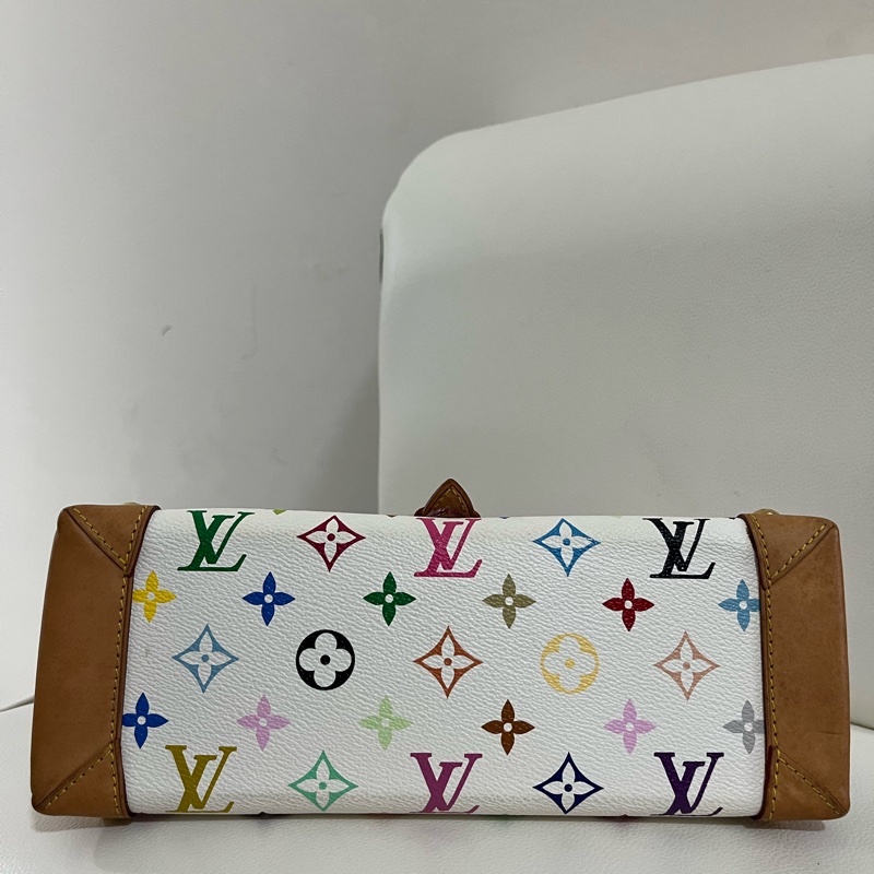 LV 村上隆白彩腋下包-7