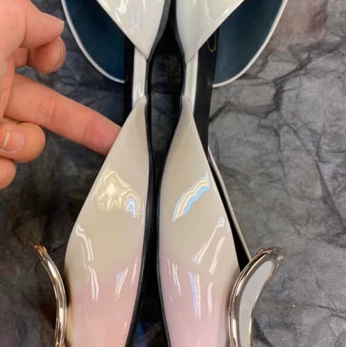 Roger Vivier 絕美的漸層方釦平底鞋-9