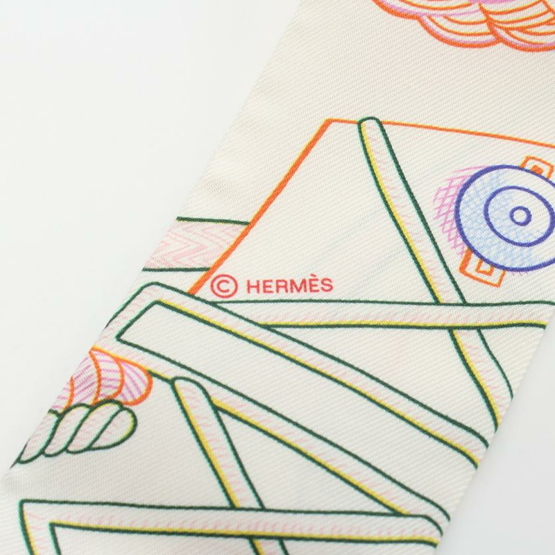 【日本直送】中古HERMES[AB]Twilly「Zouaves et Dragons」 絲巾 絲 米白色 多彩色-1
