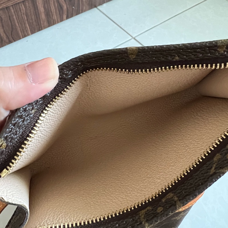 LV 中古絕版包-小水桶 petti bucket-11