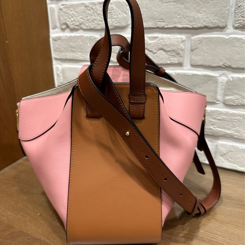 LOEWE Hammock99成新拼色吊床包 (焦糖色x粉色)-4