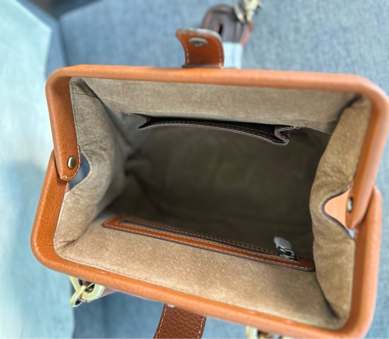 全新未使用 土屋鞄製造所 Tone Oilnume 迷你郵差包（棕色）-2