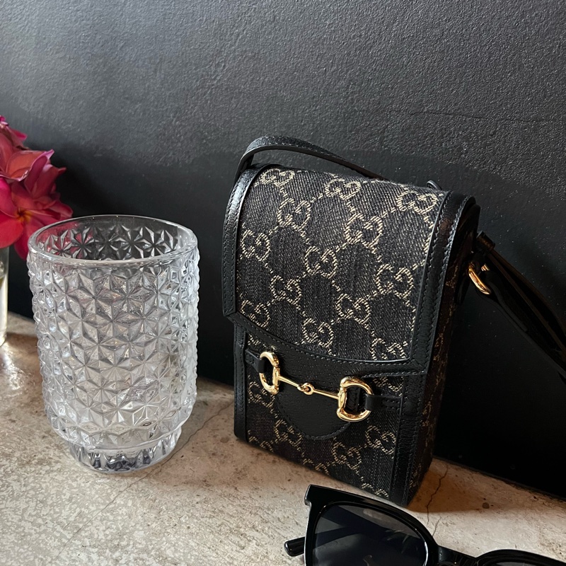 Gucci 1955系列 黑丹寧馬銜扣手機包-10