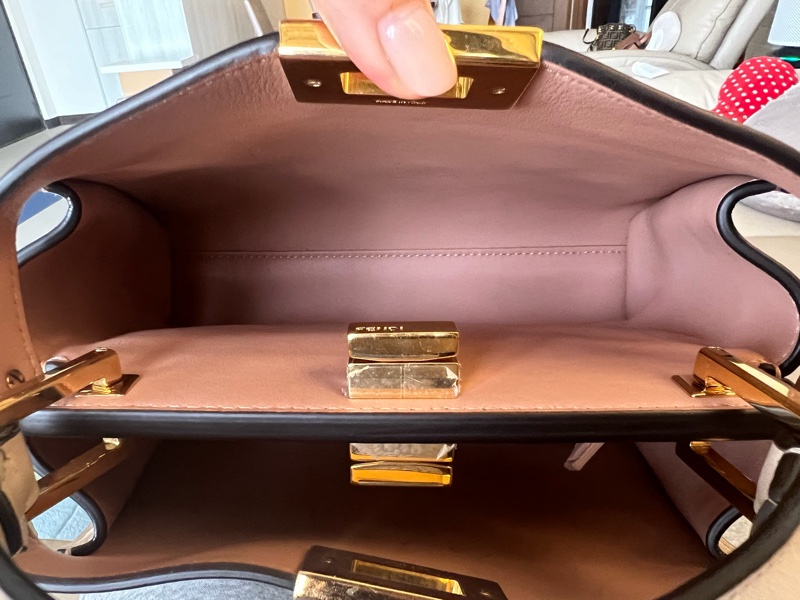 FENDI Peekaboo 小號-4