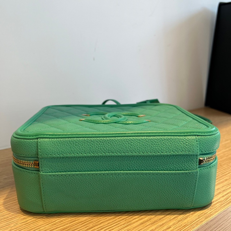 Chanel Vanity Case 復古金鏈化妝箱-綠-7