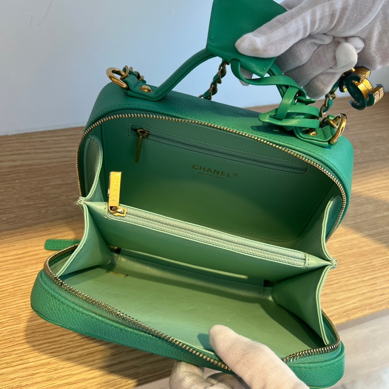 Chanel Vanity Case 復古金鏈化妝箱-綠-9