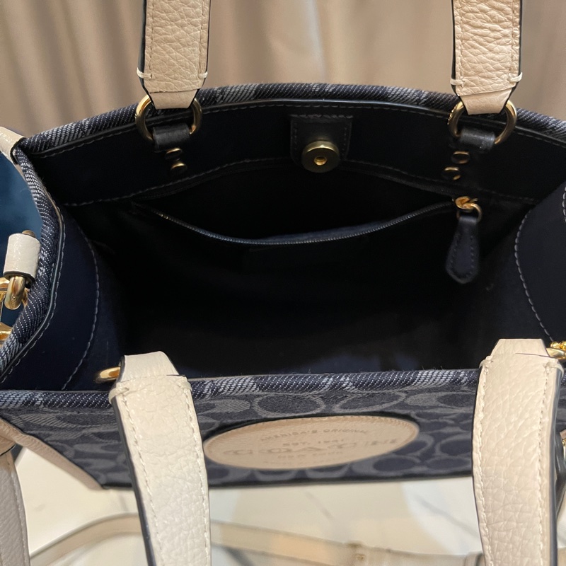 ✨Coach✨香布蕾🌹手提/斜背小托特🪻氣質藍紙袋包-4