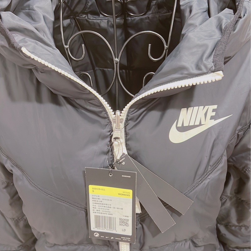 Nike女雙面連帽外套-9