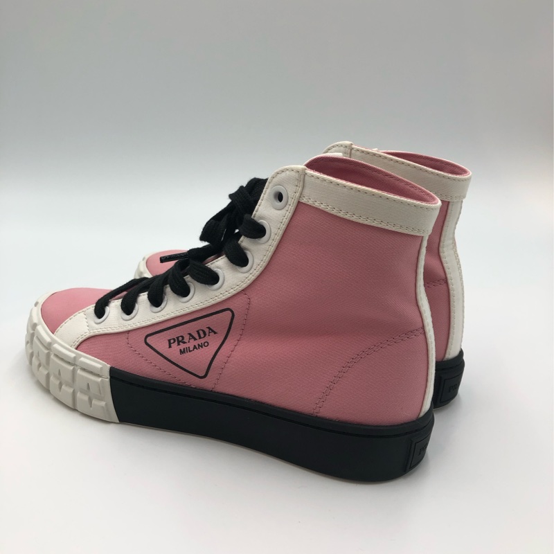 Prada 粉紅餅乾鞋-9