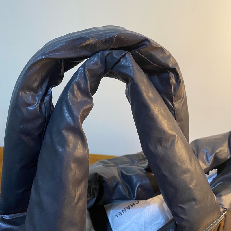 for andyli)香奈兒 超輕尼龍 泡泡手提包 coco cocoon-6