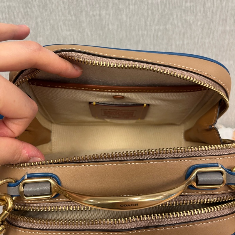 全新coach 超級熱賣1941專櫃款 Riley lunch box小方包/便當盒-6