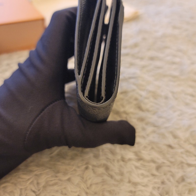 LV 黑棋盤格短夾 芯片款-13