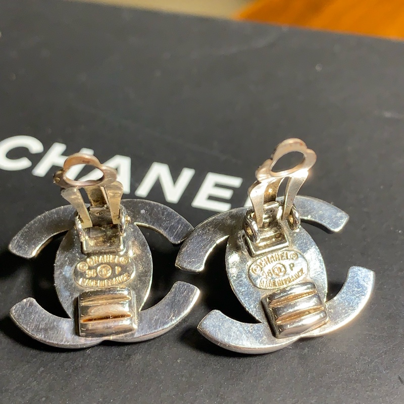 Chanel耳夾式書包扣耳環-12