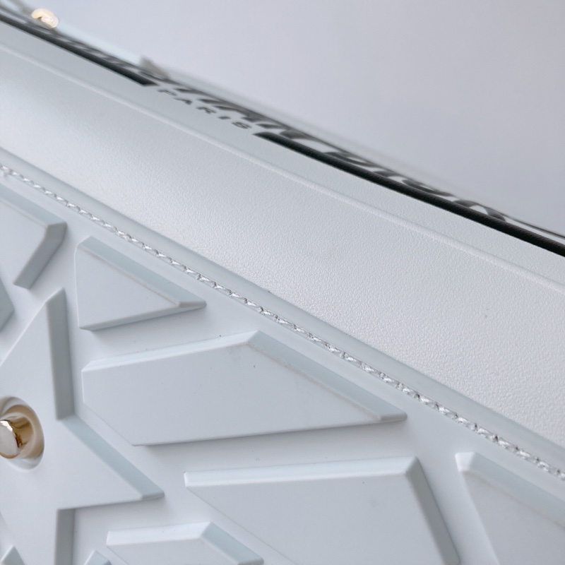 Dior vibe 保齡球包 中號-6