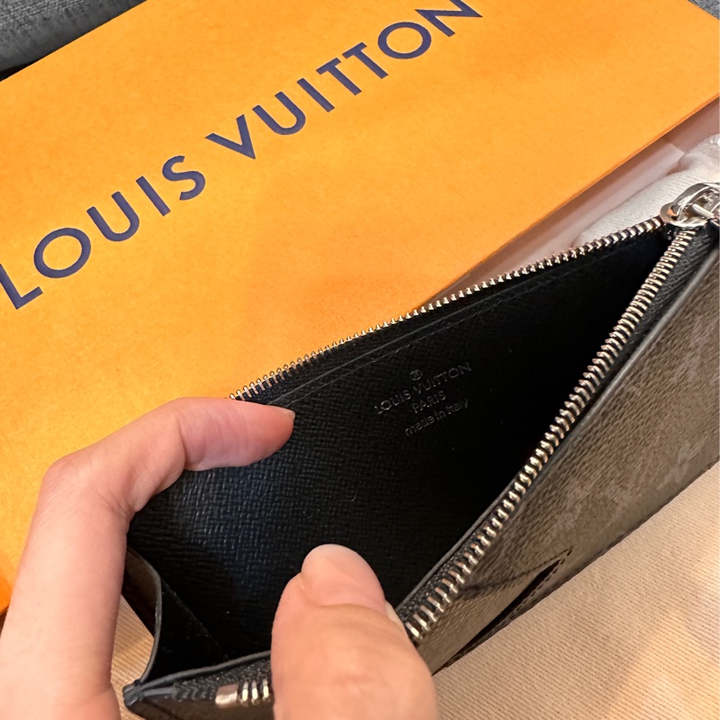 LV男用老花卡包-5