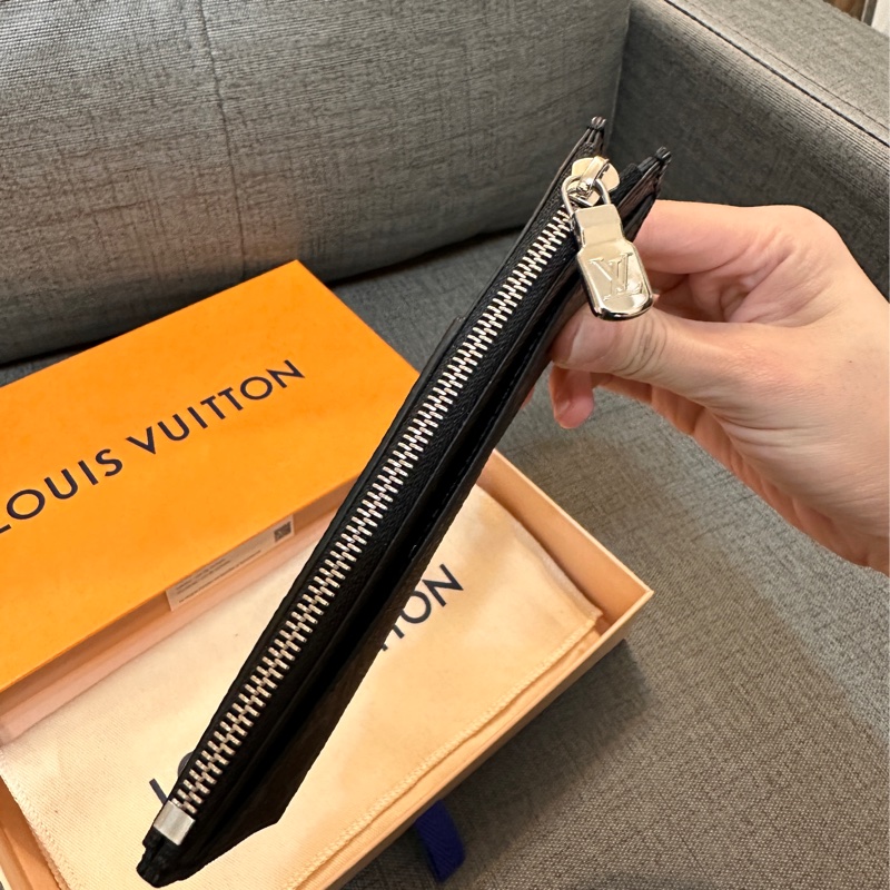 LV男用老花卡包-6