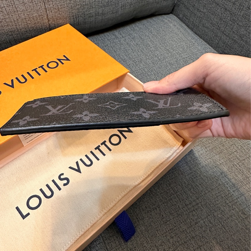 LV男用老花卡包-9
