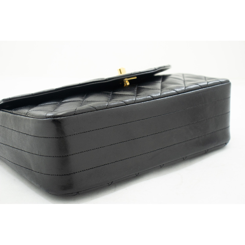 【日本直送】CHANEL 半月形鏈條單肩包黑色絎縫翻蓋小羊皮-3