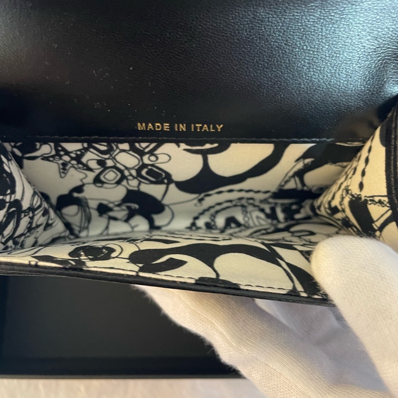 全新CHANEL季節款口蓋單層卡夾-3