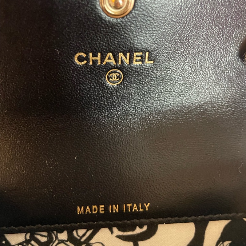 全新CHANEL季節款口蓋單層卡夾-4
