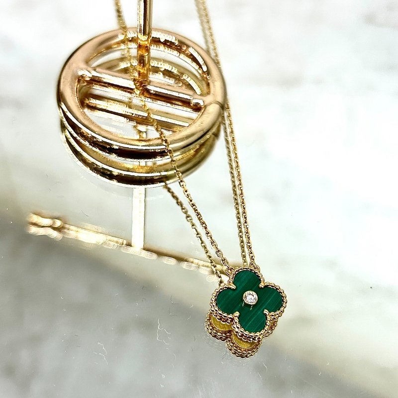 VCA 梵克雅寶 Vintage Alhambra項鍊 18K黃金/孔雀石-0